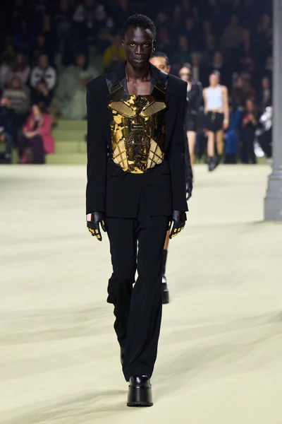Look 71